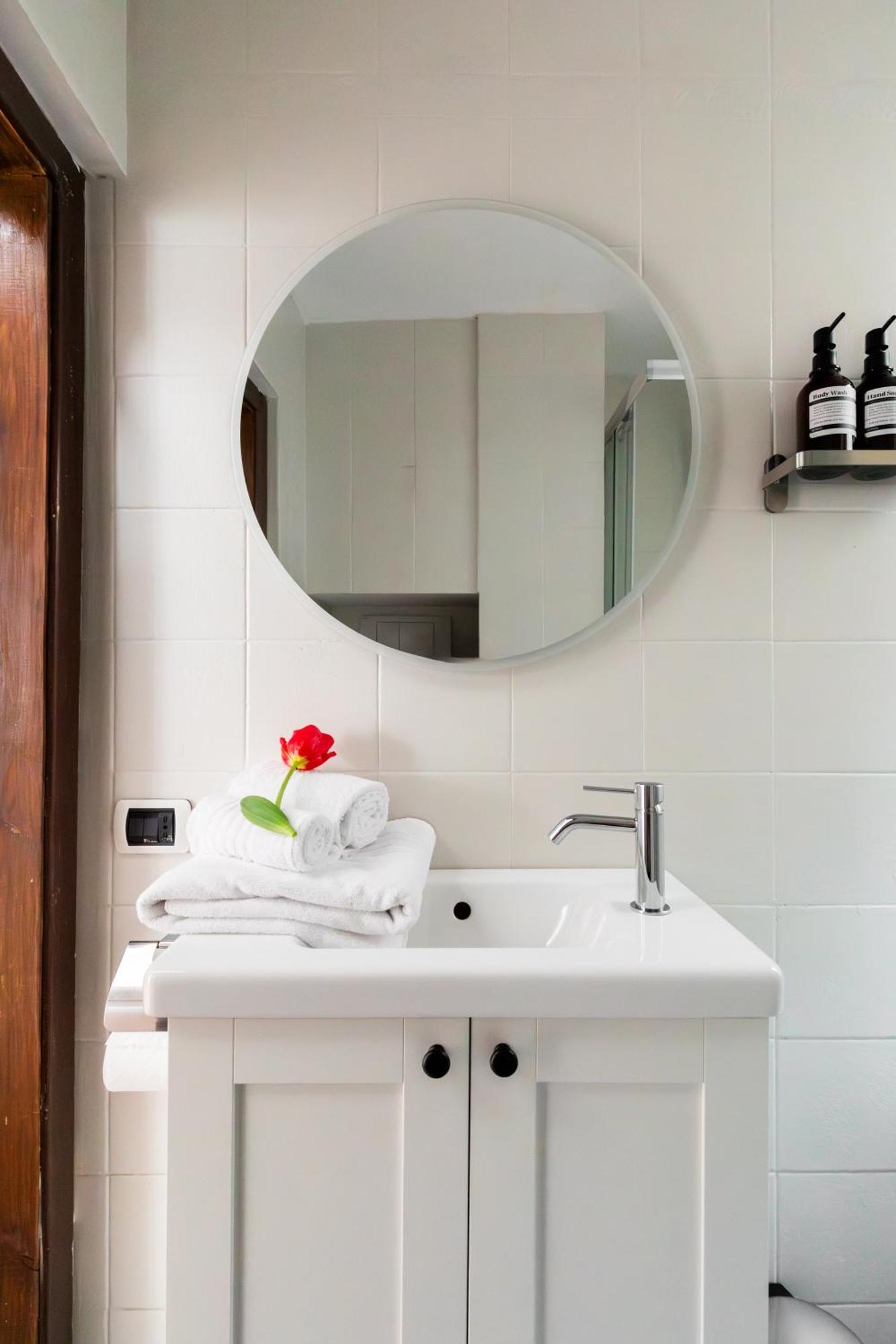 Trastevere Boutique Apartment Rome Bagian luar foto